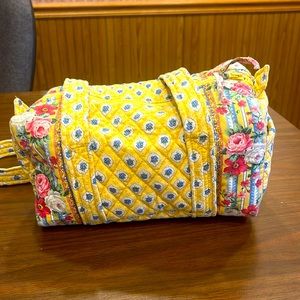 Vera Bradley pocket book